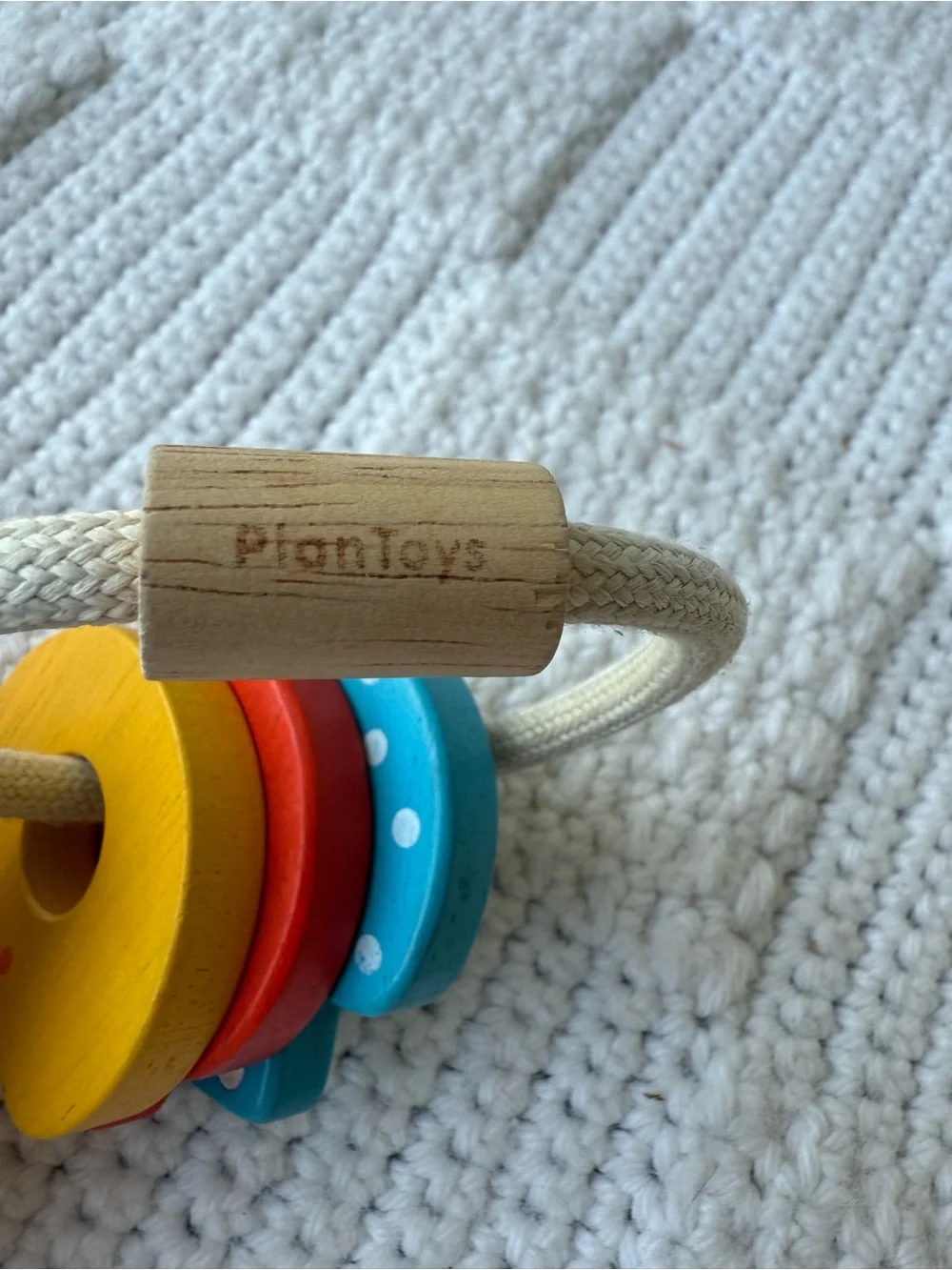PlanToys Baby Key Rattle - Picture 2 of 9